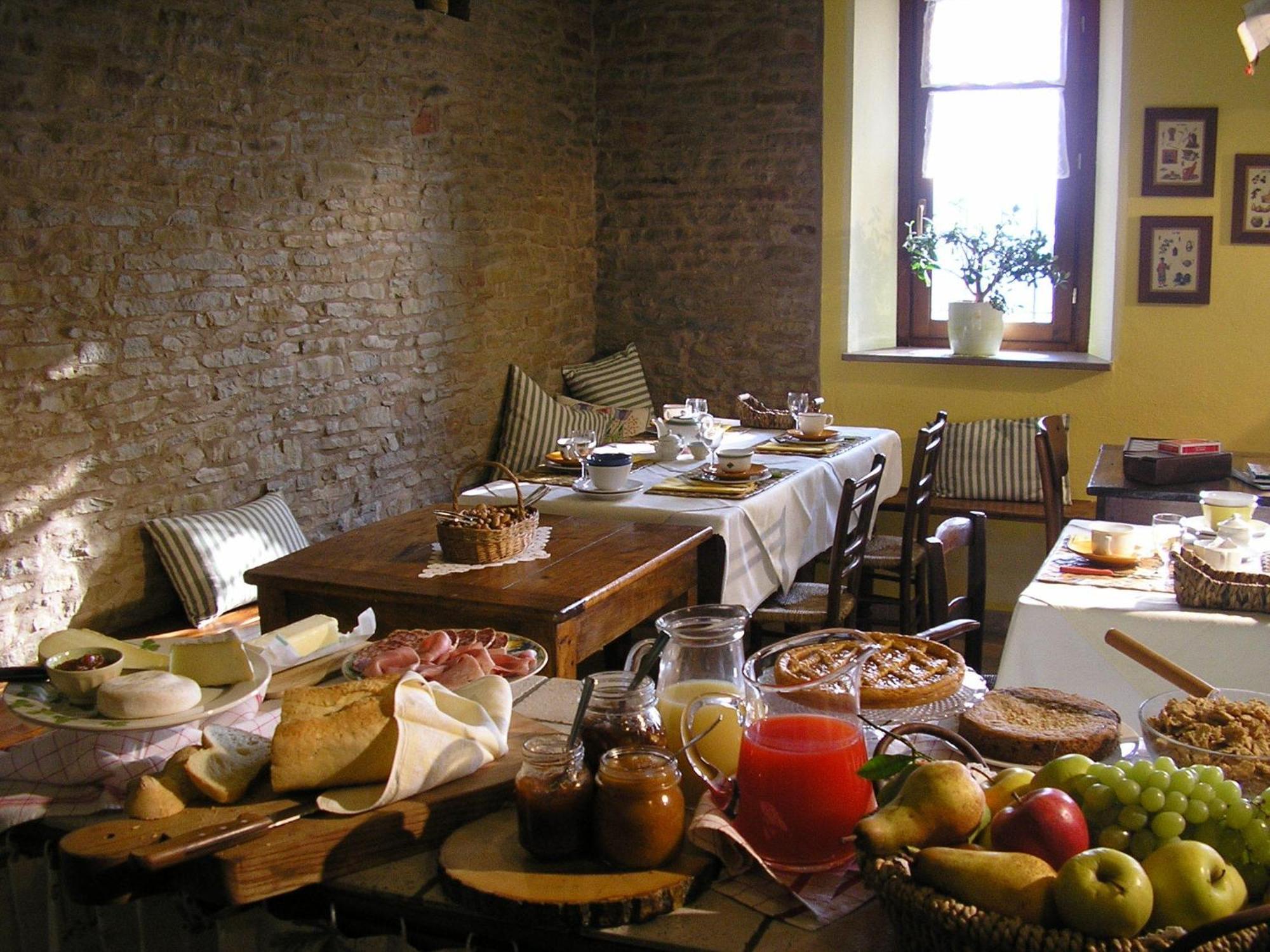 트레쪼 티넬라 Casa Branzele B&B 외부 사진